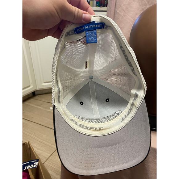 FreightLiner Delta Truck Center Flex Fit Hat Size - Picture 4 of 4